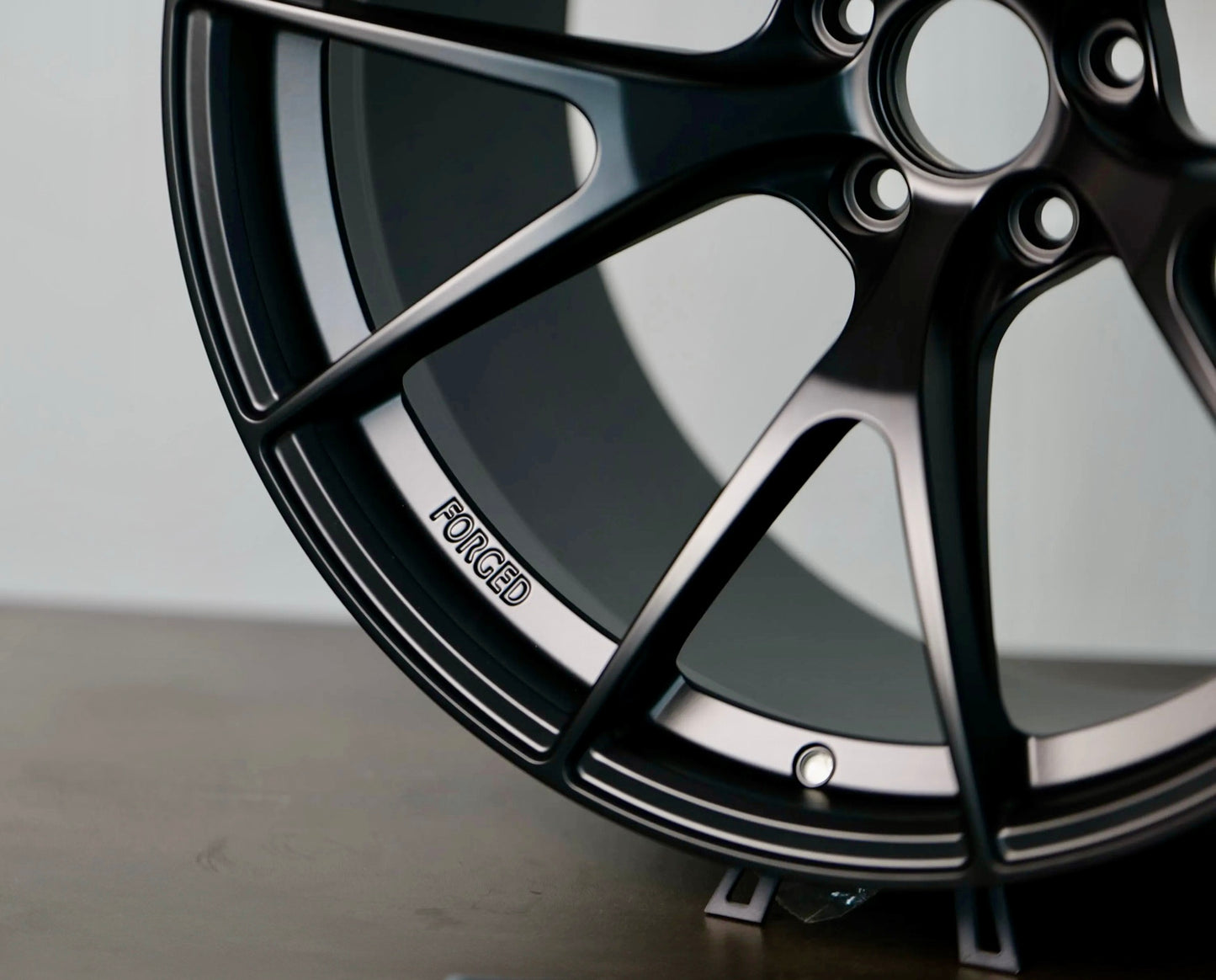 AA04 Wheels