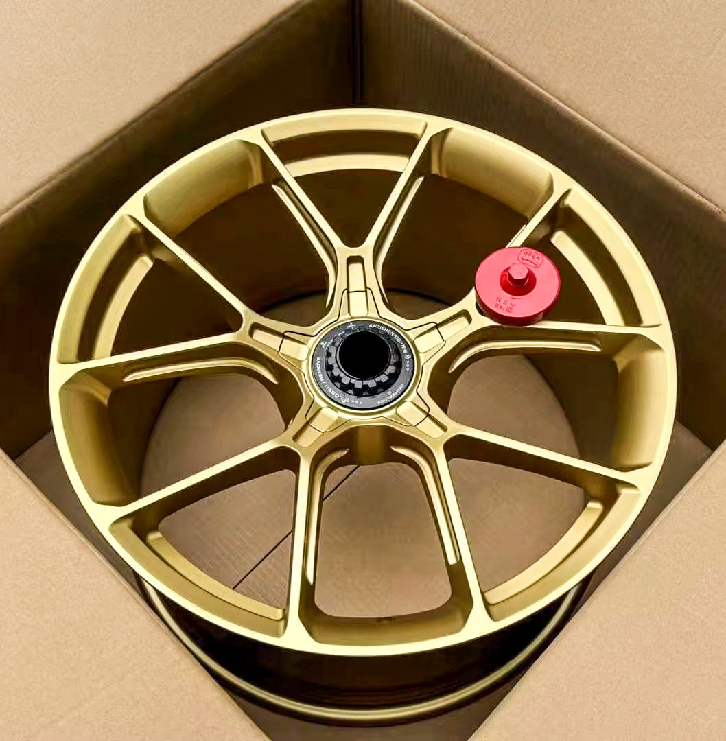 OEM+ Porsche GTS/Centerlock Wheels
